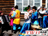 俄罗斯族的传统节日与风俗习惯